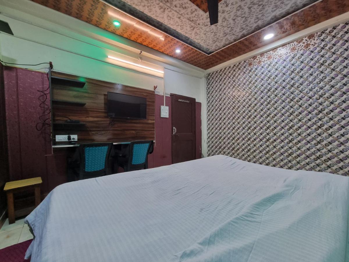 Hotel Sunbeam Далхаузи Экстерьер фото